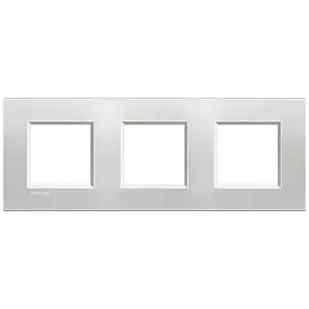 LNA4802M3AG Рамка LivingLight Квадрат Серебро 2+2+2 модуля Bticino