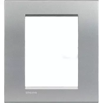 LNA4826TE Рамка LivingLight Квадрат Алюминий 3+3 модуля Bticino