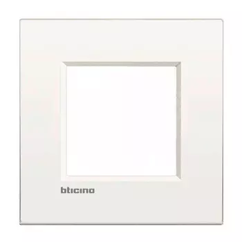 LNC4802BN Рамка LivingLight Air Белый 1 модуль Bticino