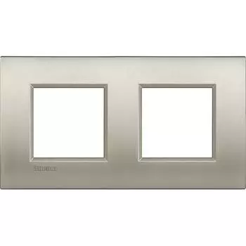 LNE4802M2TIS Рамка 2 поста AIR, прямоугольная форма. МАТОВАЯ ПОВЕРХНОСТЬ. Цвет Матовыи? титан. Немецкий стандарт, пост 2 модуля. Bticino LIVINGLIGHT