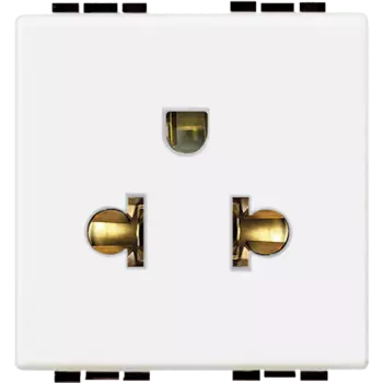 N4126 Силовая розетка 2К+З, 16А, универсального стандарта Bticino