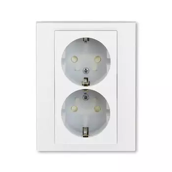 Розетка двойная ABB Levit с заземлением со шторками 16А белый / ледяной 5522H-C03457 01W 2CHH223457C6001