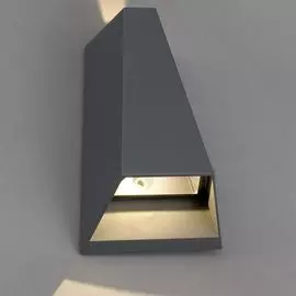 Уличный настенный светильник Nowodvorski Peak 4441