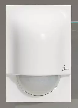 Умный беспроводной ИК датчик движения 140? 8м. IP44. Цвет Белый Legrand Celiane with NETATMO 064875