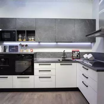 Кухонный гарнитур 3