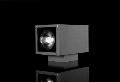 Архитектурный точечный фасадный светодиодный прожектор Гранит145 2B-COB 24-CW