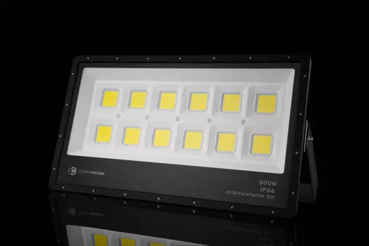 Уличный светодиодный прожектор Руслан R600W-CNW