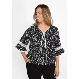 Блуза с двойной рюшей на рукаве