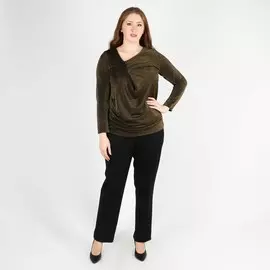 Блуза с оригинальным вырезом