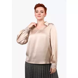 Блуза с отложным воротником и кружевом