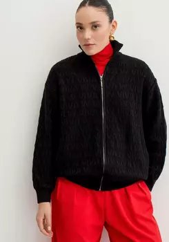 Бомбер на молнии с объемным леттерингом