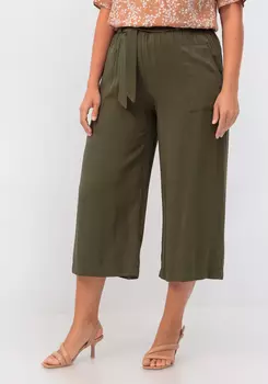 Брюки-кюлоты с накладными карманами