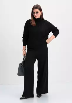 Брюки прямые свободной посадки с лампасами