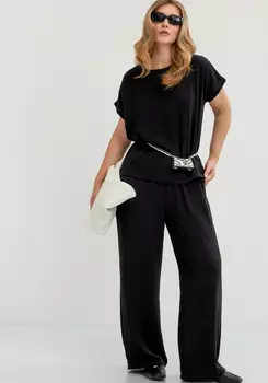 Брюки широкие с резинкой по поясу