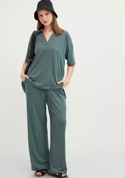 Брюки свободного кроя в рубчик