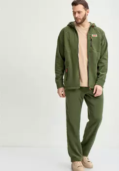 Брюки утеплённые с функциональными карманами