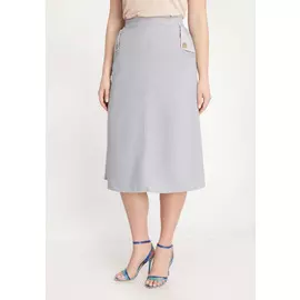 Юбка трапециевидного силуэта с клапанами