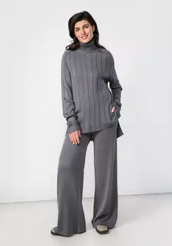 Костюм фактурной вязки