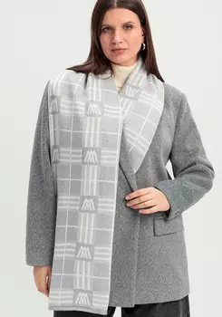 Палантин в клетку с монограммой