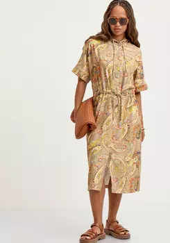 Платье изо льна с капюшоном