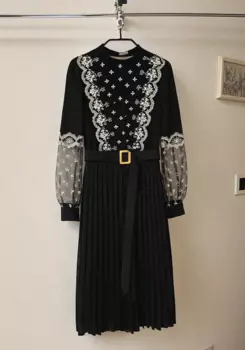 Платье с ажурным кружевом Resale