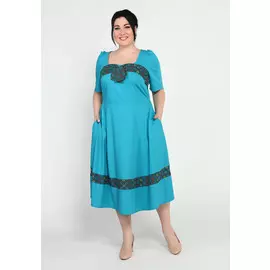 Платье с вырезом "каре"