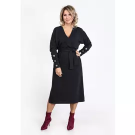 Платье свободного кроя с имитацией запаха