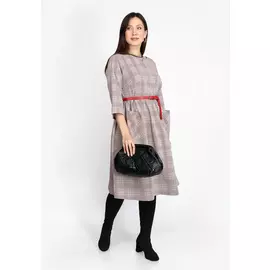 Платье в мелкую клетку с резинкой на талии