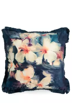 Подушка декоративная с бахромой