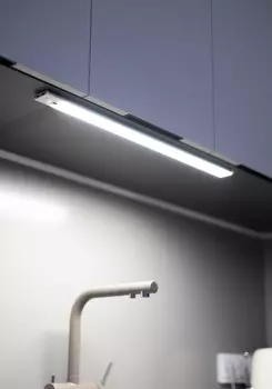 Светодиодный светильник с датчиком движения