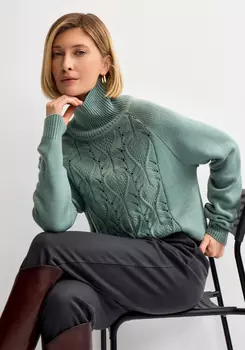 Свитер с ажурным рисунком