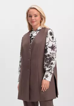 Жилет на пуговицах с разрезами по бокам