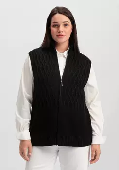 Жилет на молнии с фактурным рисунком