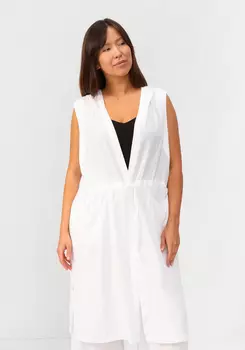 Жилет с капюшоном и карманами