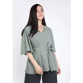 Блуза А-силуэта с поясом