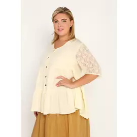 Блуза ярусная с кружевом