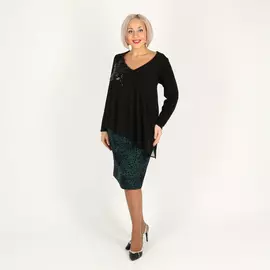 Блуза с аппликацией