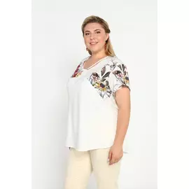 Блуза с декоративным шнурком