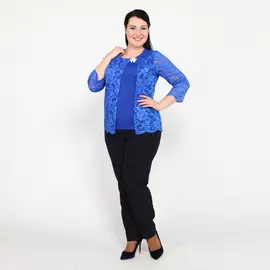 Блуза с украшением и кружевом