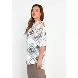 Блуза со шнуровкой на плечах