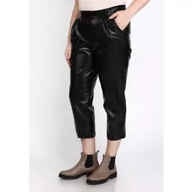 Брюки на резинке из эко-кожи с карманами