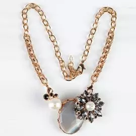 Колье «Цветок любви»