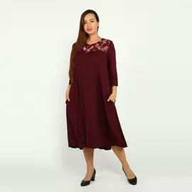 Платье расклешенное с кружевной кокеткой