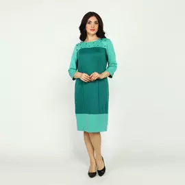 Платье с бусинами и контрастными вставками