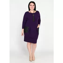 Платье с накладными карманами из эко-кожи