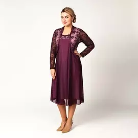 Платье с оригинальной отделкой