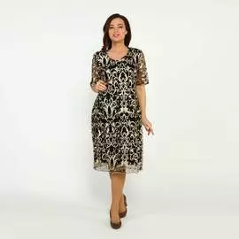 Платье с узорным рисунком