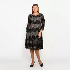 Платье свободного кроя с кружевом