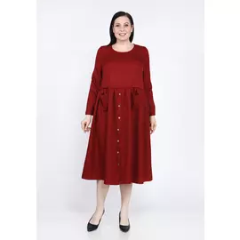 Платье свободного силуэта со сборкой на талии