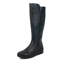 Сапоги женские с лаконичным дизайном